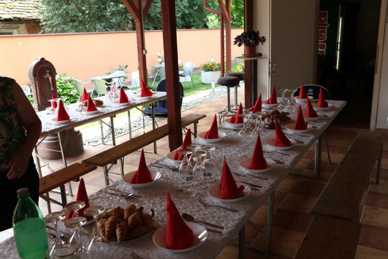 Setnik Guesthouse Valpovo المظهر الخارجي الصورة